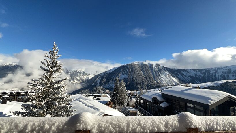 Chalet Moon