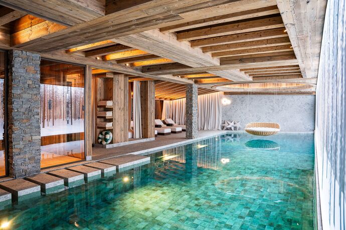 Chalet Moon
