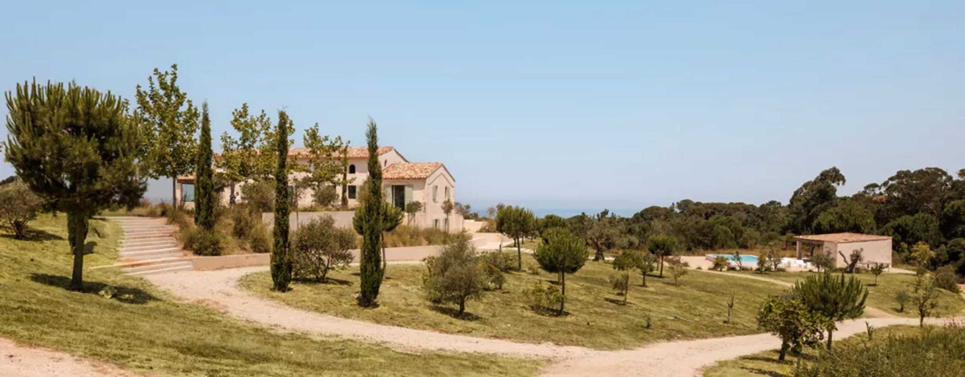 Casa Argila