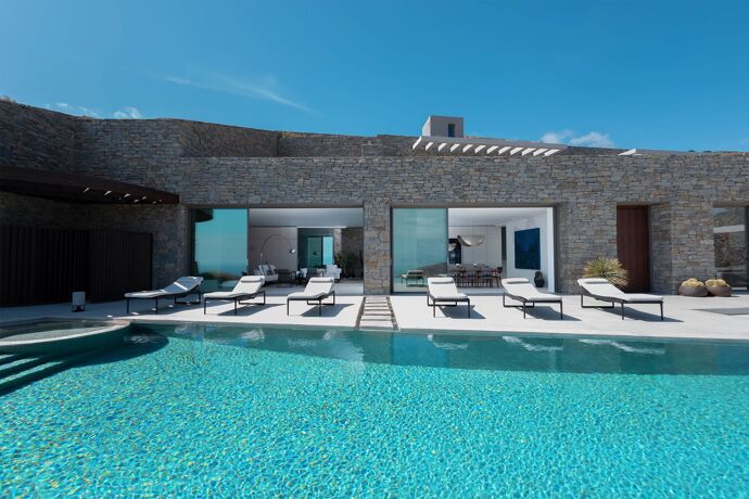 Villa Adoni