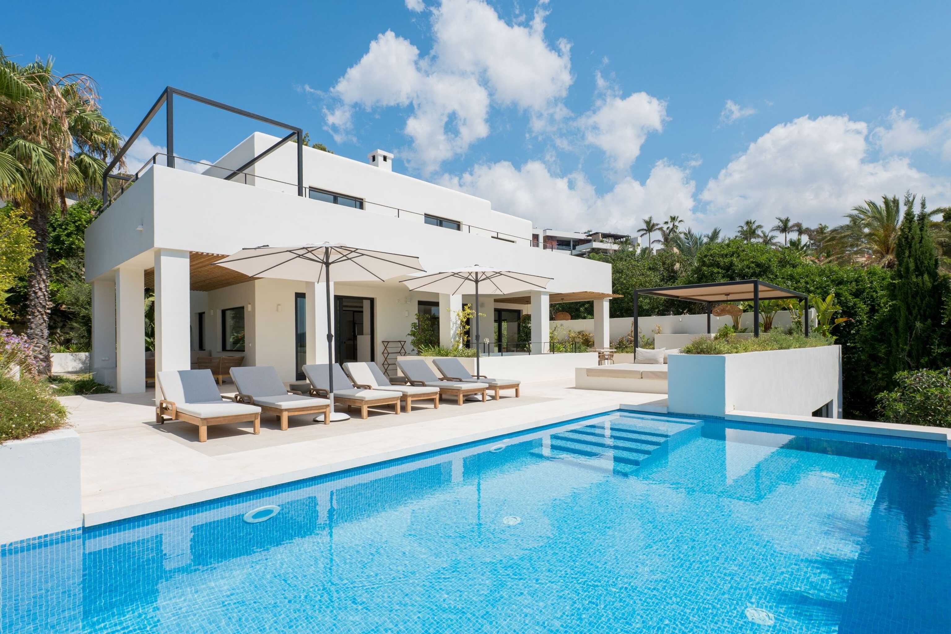 Villa Poniente
