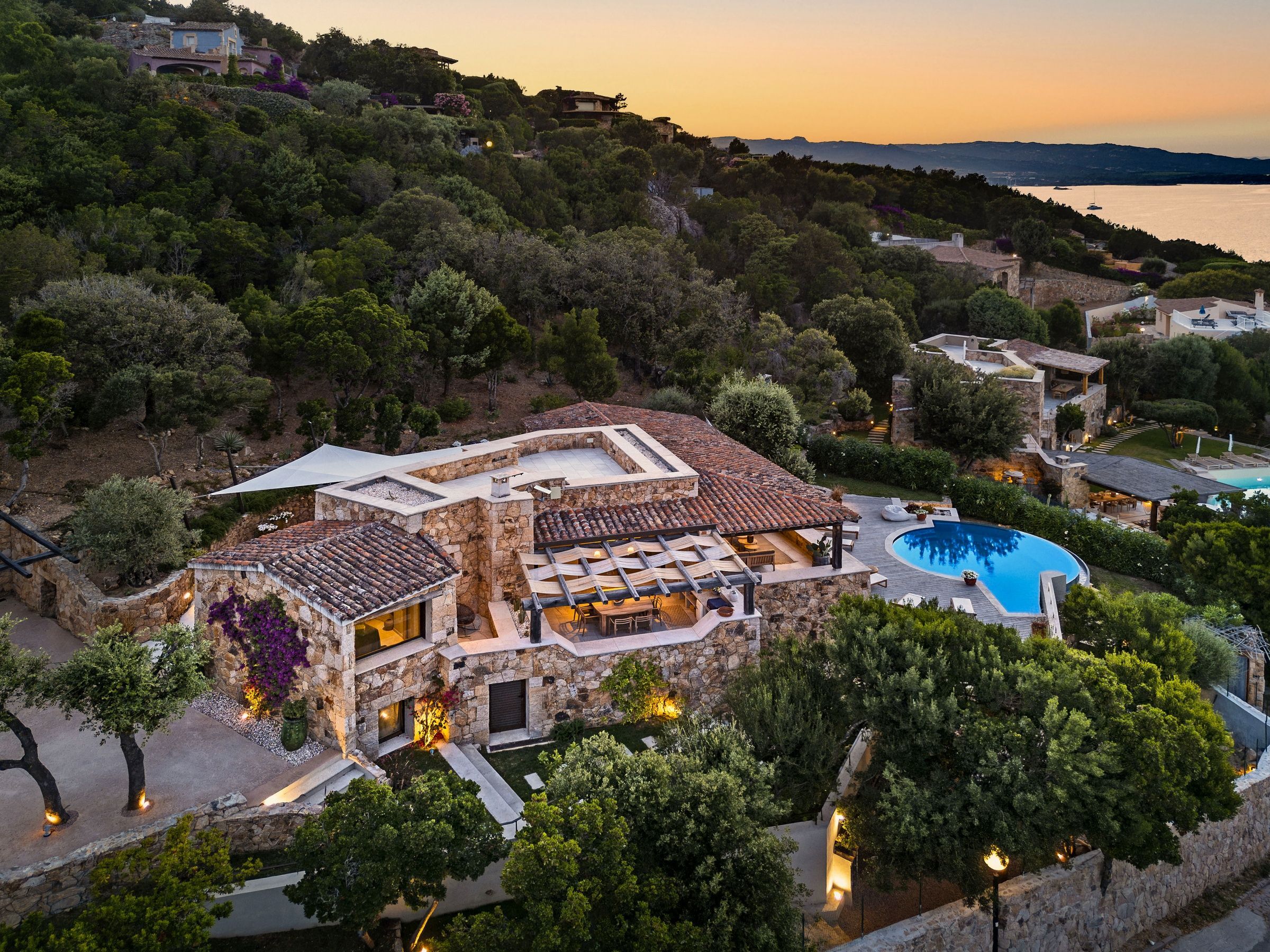 Villa Calamatzu
