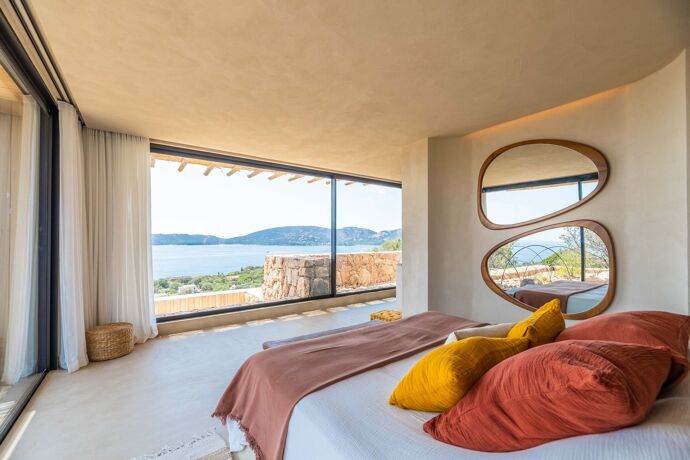 Casa Oriu