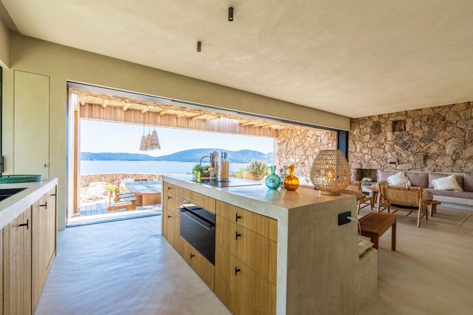 Casa Oriu