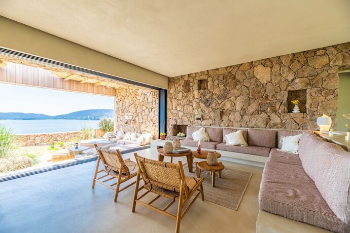 Casa Oriu