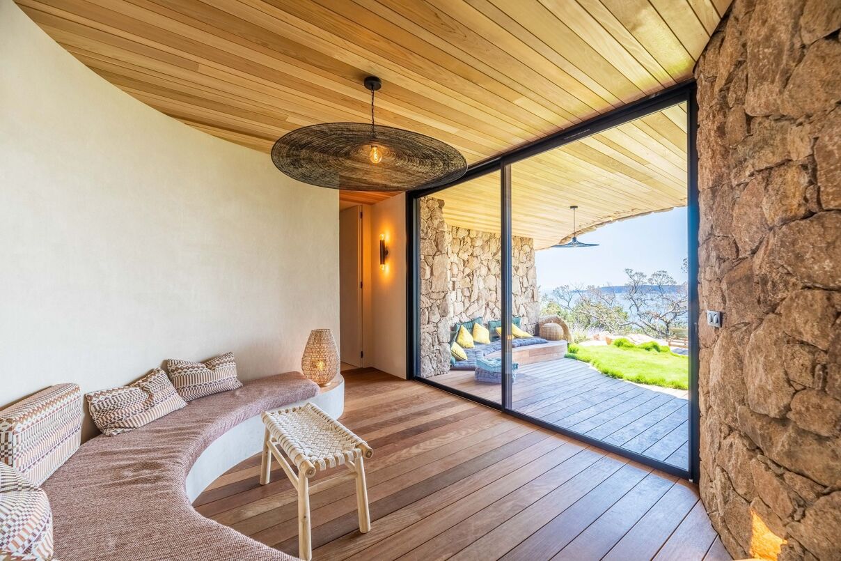 Casa Oriu