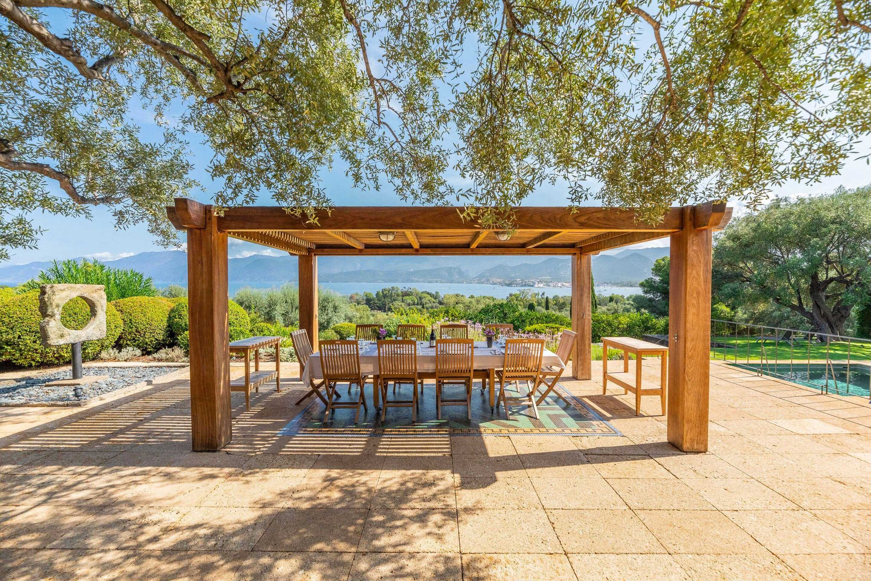 luxury-terrasse-villa-north-corsica