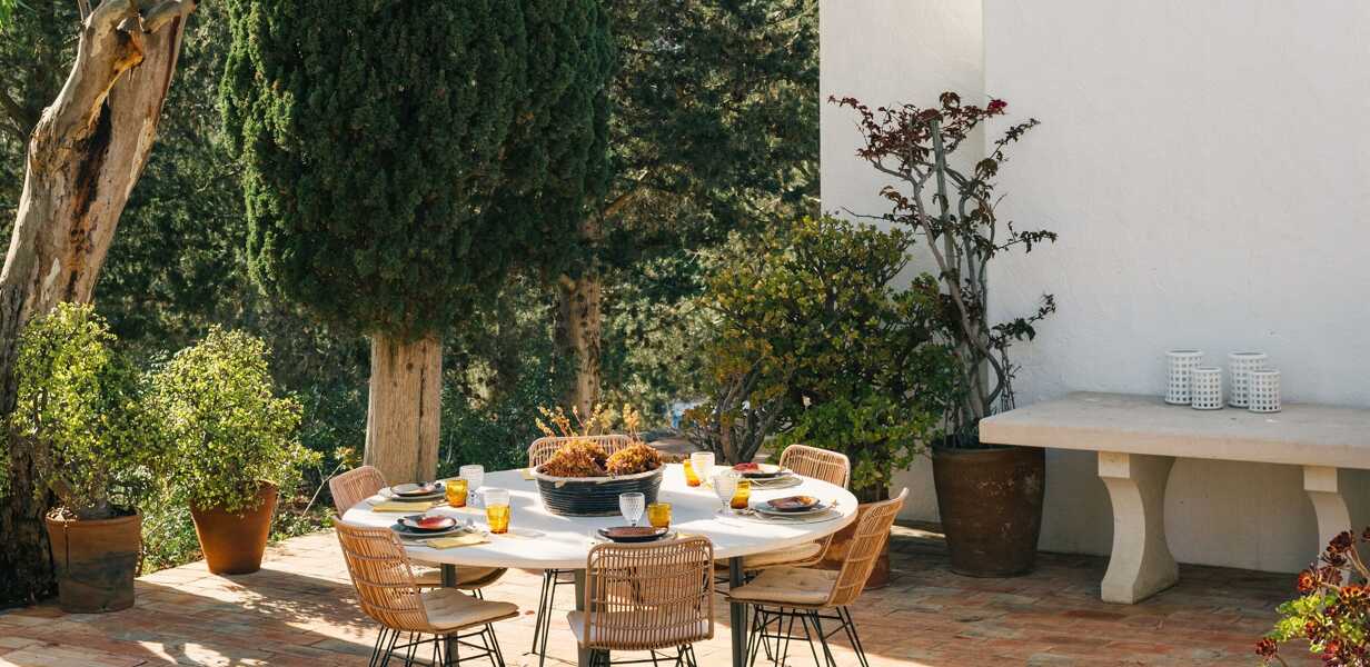 diner-terrasse-villa-de-luxe-en-algarve-sous-le-soleil