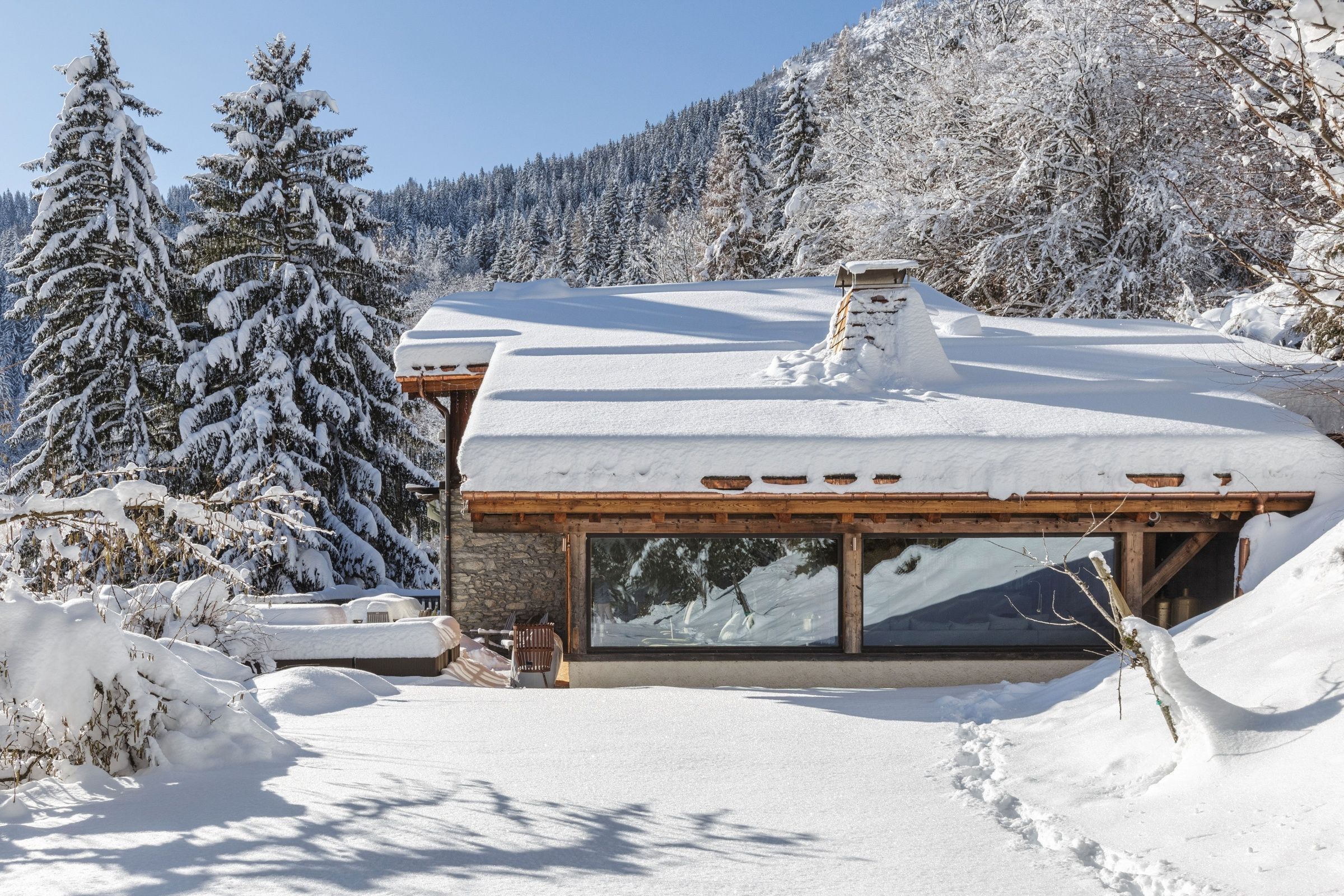under-the-snow-chamonix-luxury-chalet
