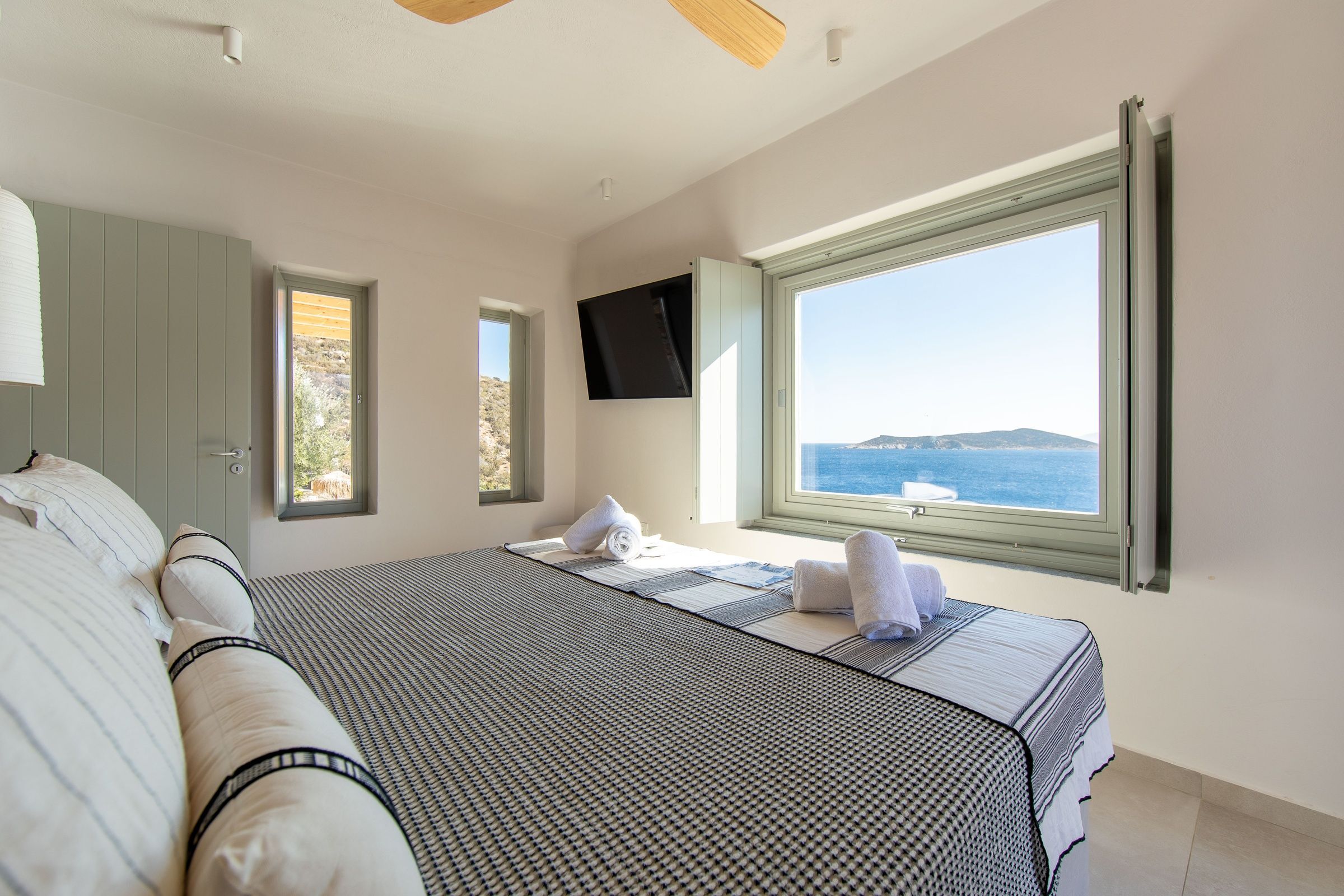 Master Bedroom Guest House 1
