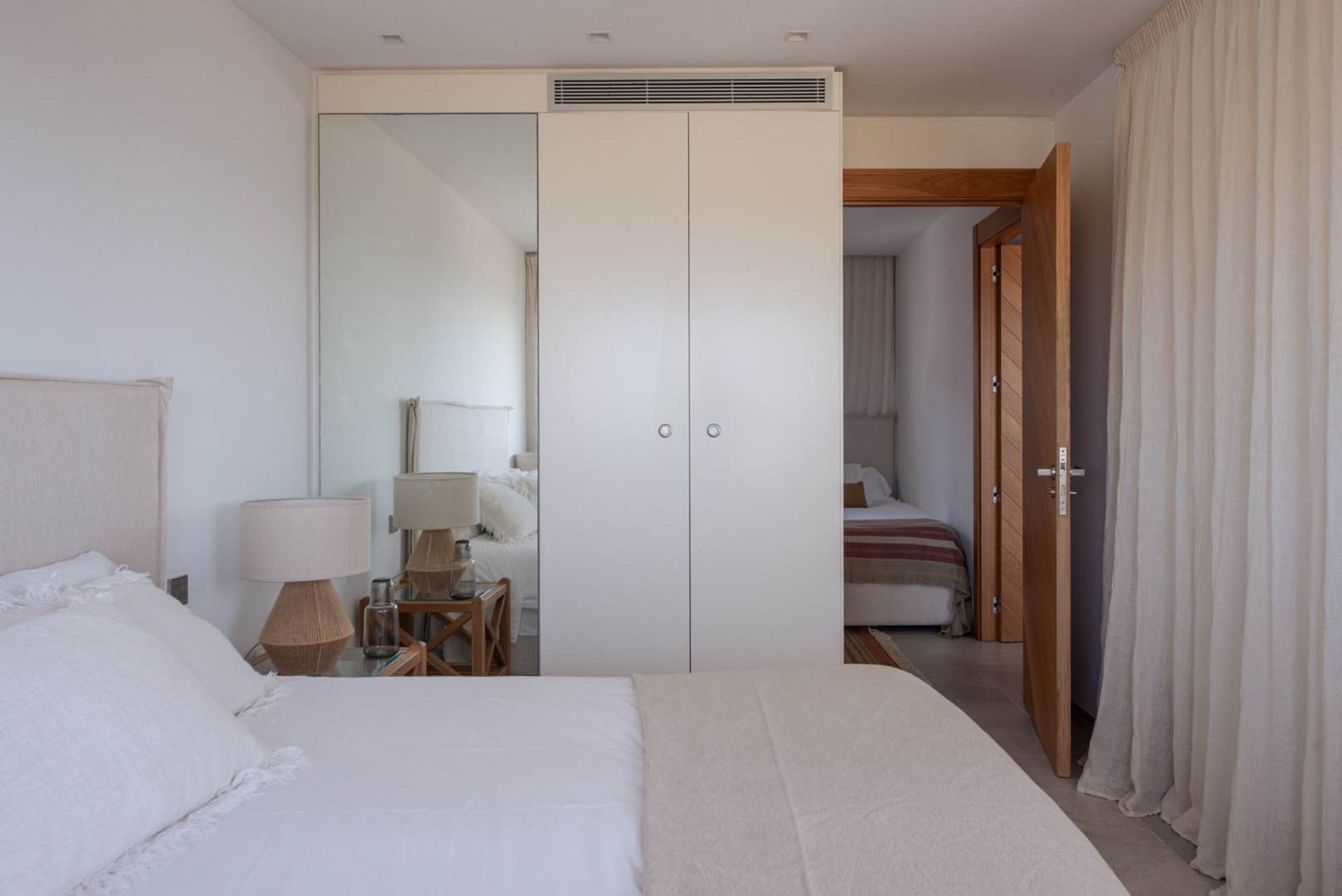 Bedroom 5 (entrance through bedroom 4)