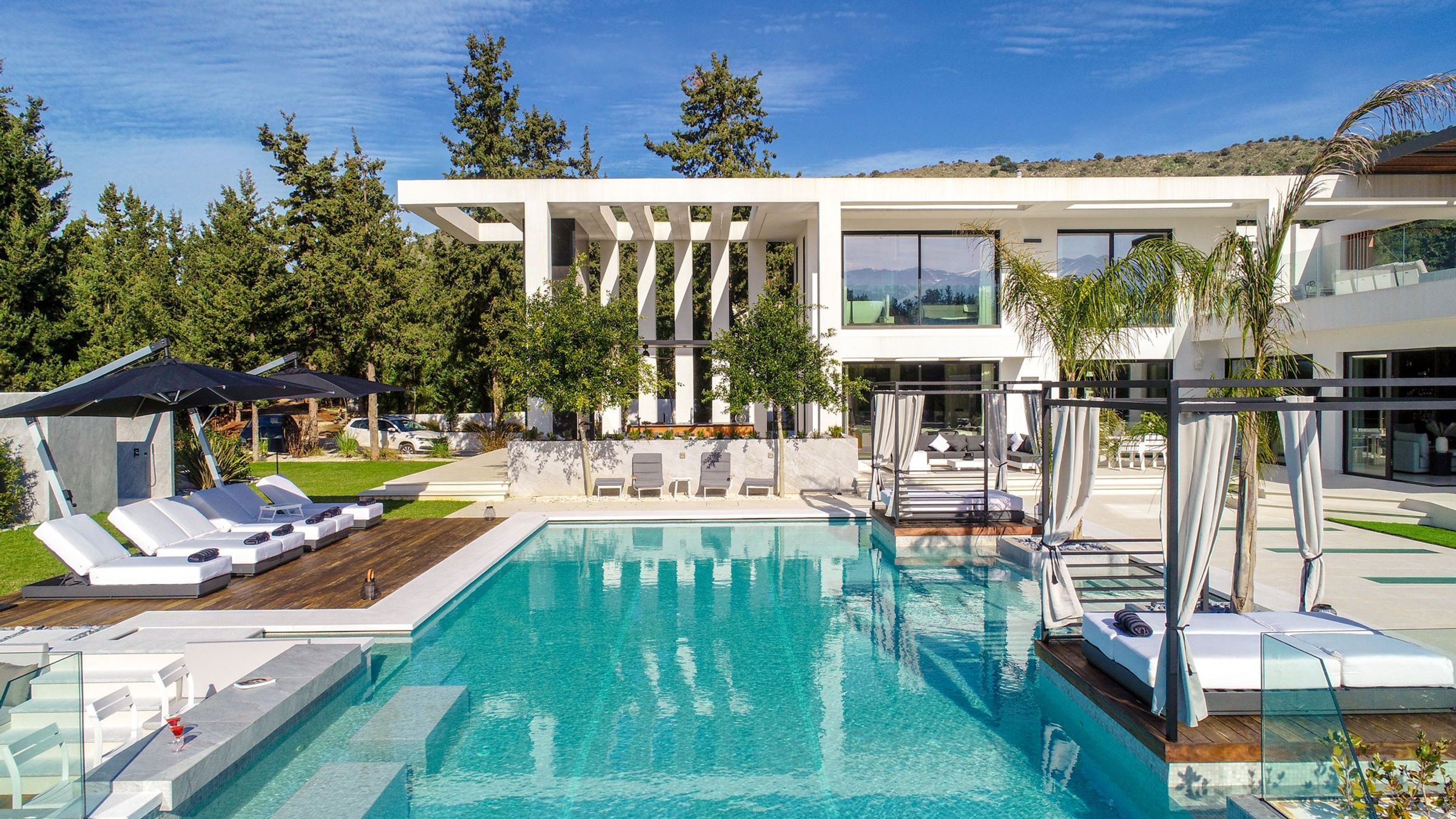 Villa Aetherion