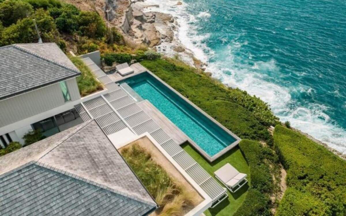 8845