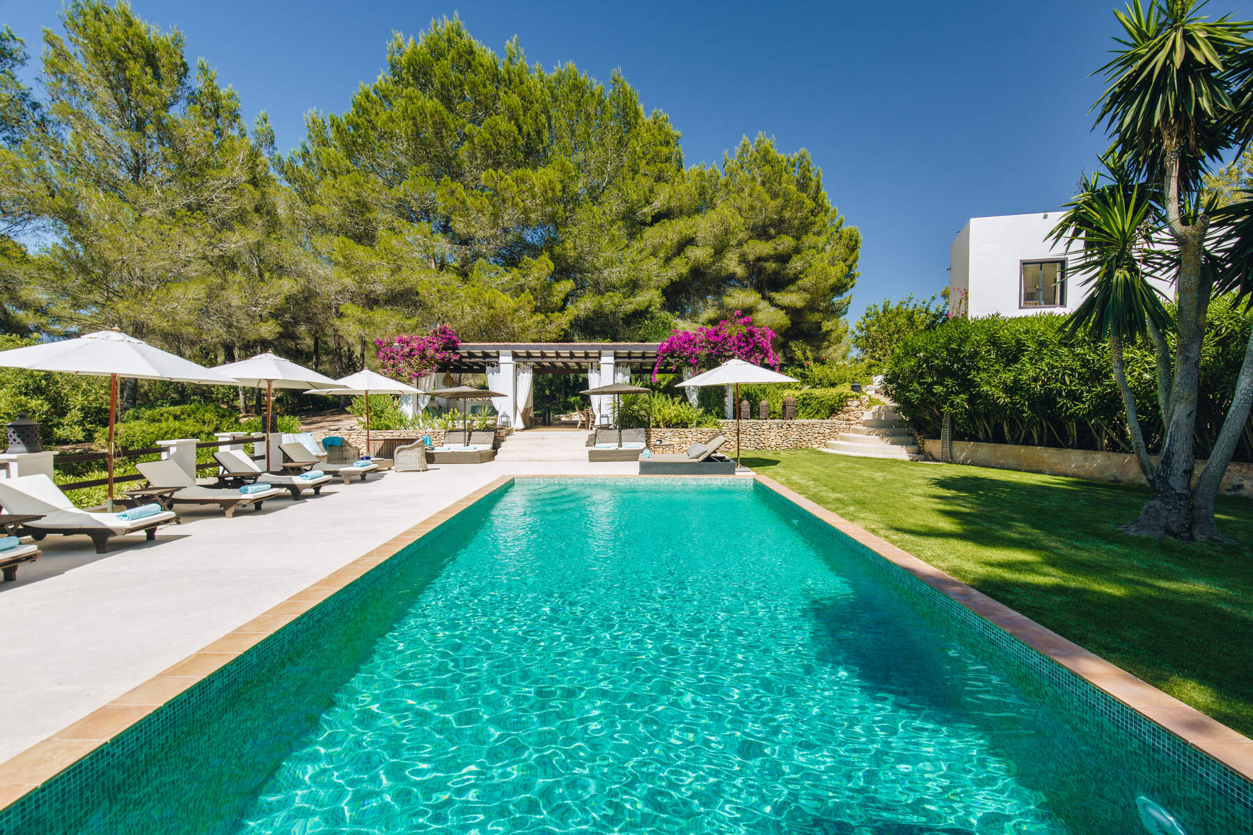 Villa Jara in Ibiza - Le Collectionist 