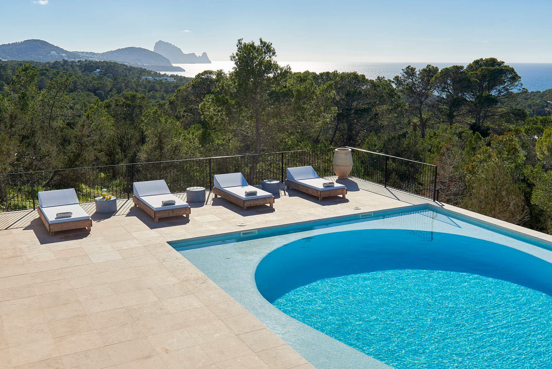 Villa Estrella in Ibiza | Le Collectionist