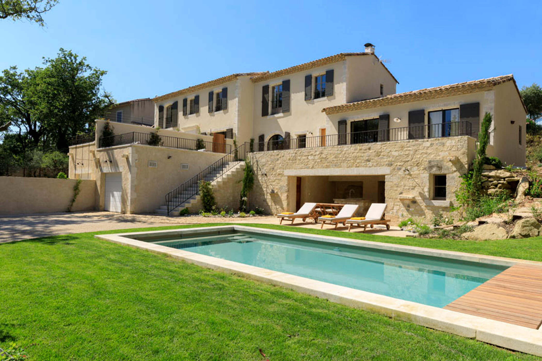 Best Western Saint Remy De Provence Maison Glanum in Saint-Remy-de-Provence & surroundings | Le Collectionist