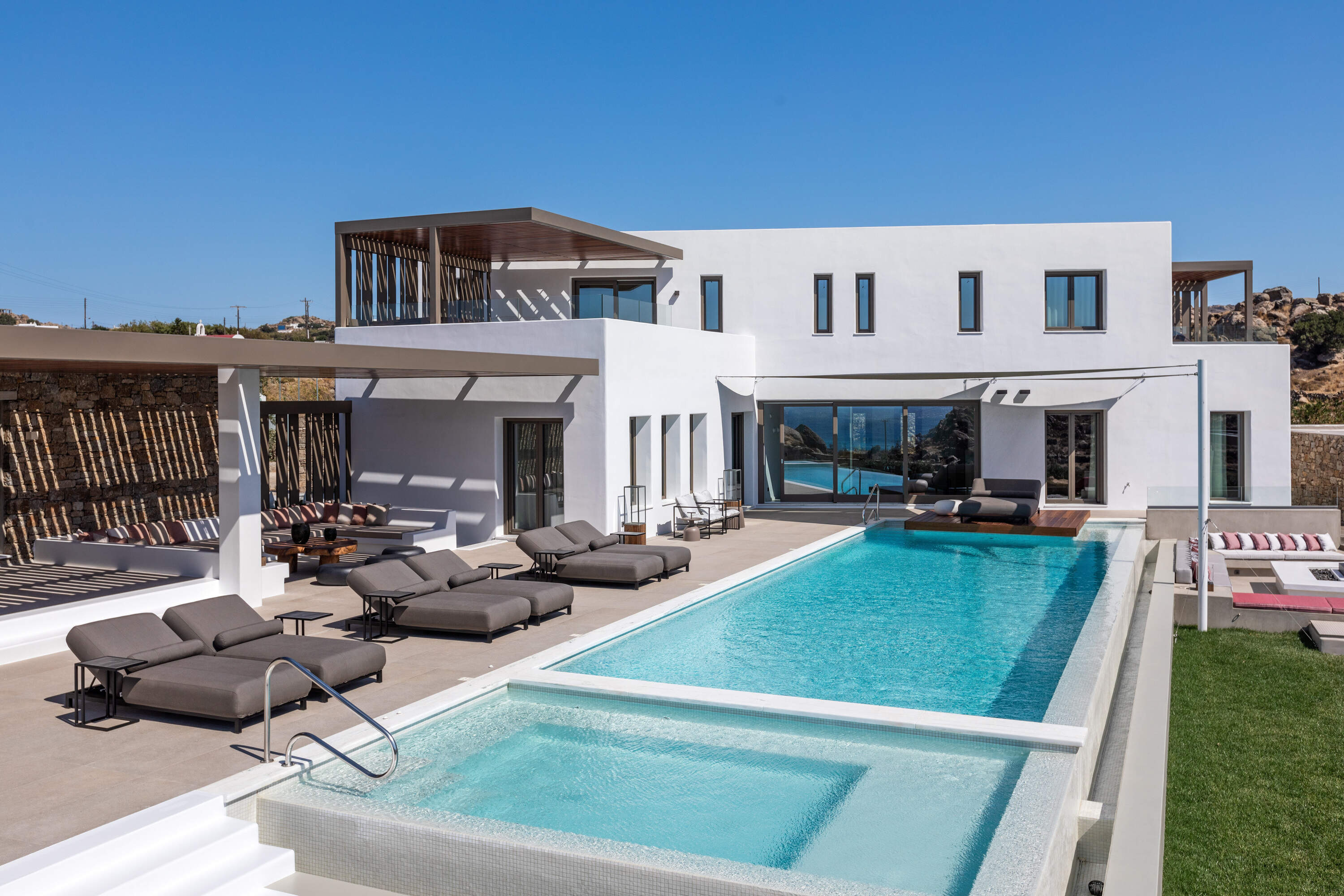 Our luxury Mykonos Villa rentals - Le Collectionist