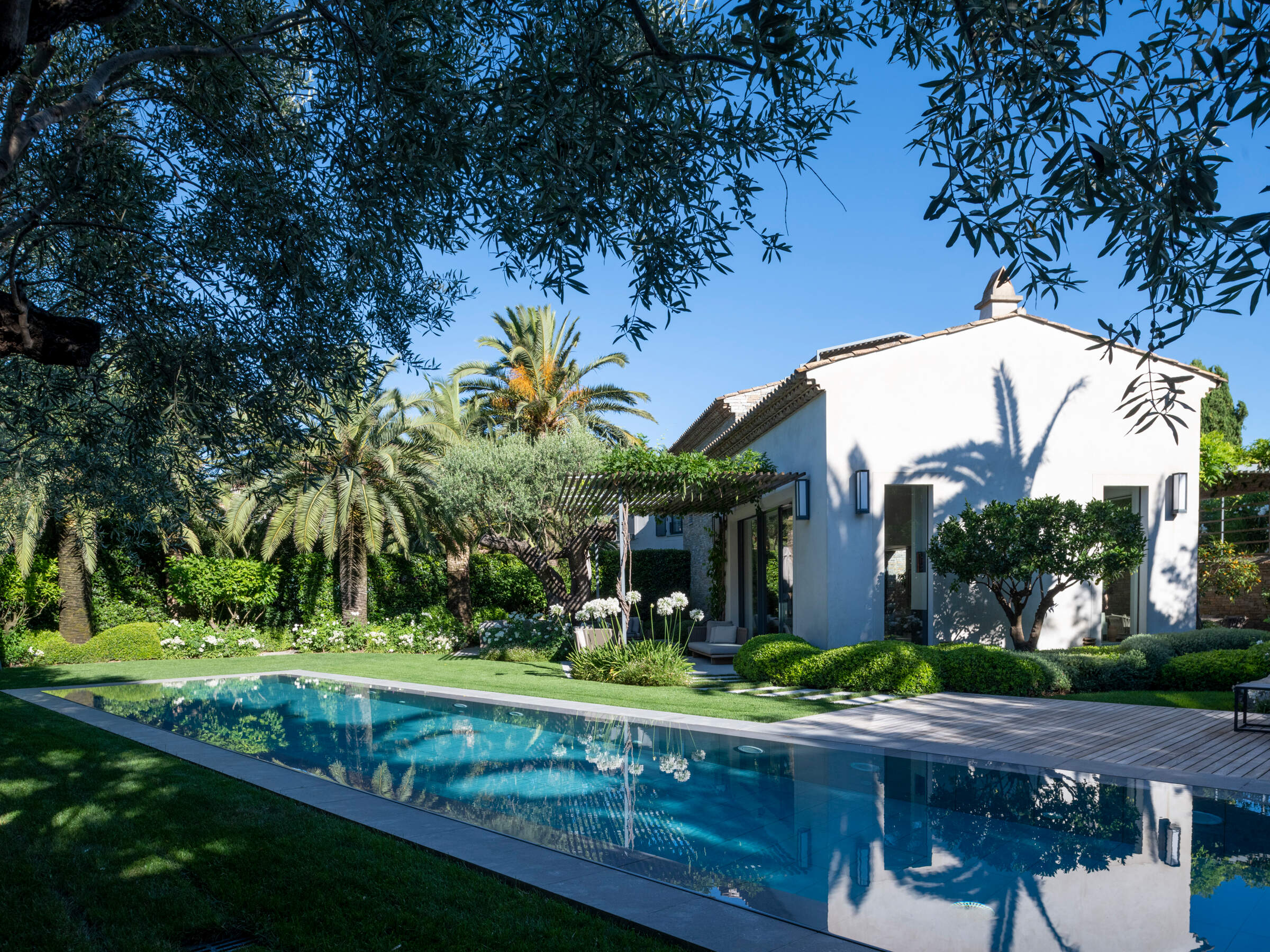 Villa Nathalia in Saint Tropez Peninsula Le Collectionist