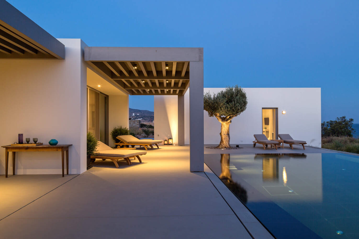 Villa Yucca in Paros Le Collectionist
